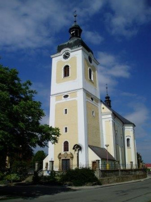 Senice na Hané, kostel sv. Maří Magdalény / Senice na Hané, kostel sv. Maří Magdalény