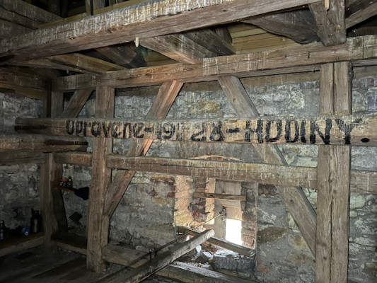 Slatina, kostel sv. Jana Nepomuckého