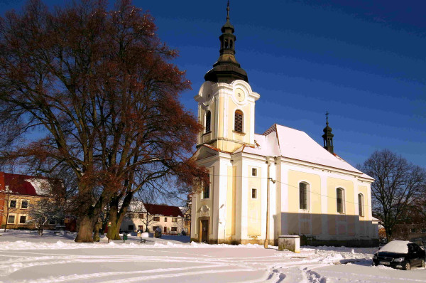 Hředle u Rakovníka / kostel Všech Svatých / Autor fotografie: Jana a Lubomír Buňkovi