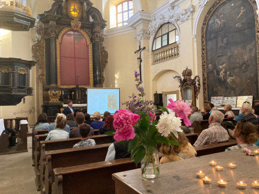 Velemín-Milešov, kostel sv. Antonína Paduánského