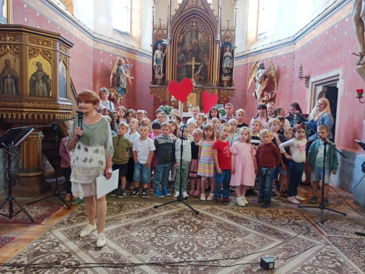 Ovčáry, kostel sv. Jakuba Staršího