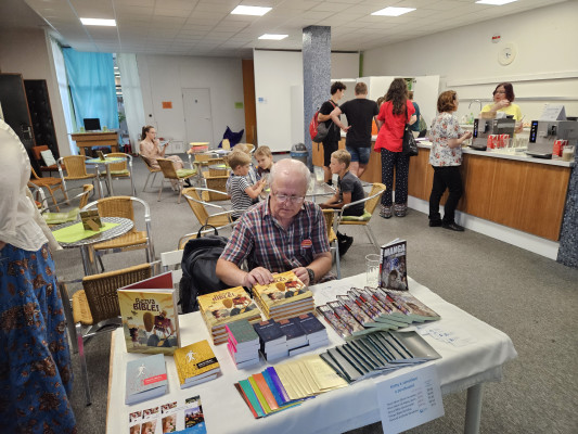 Nabídka křesťanské literatury / Autor fotografie: Věra Mášová