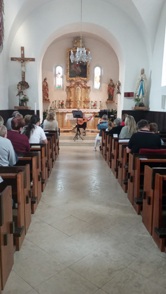 Plenkovice, kostel sv. Vavřince