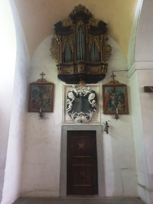 Pozitiv u klášterní oratoře