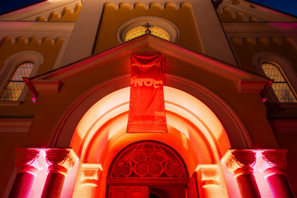 Karlovy Vary, kostel Nanebevstoupení Páně