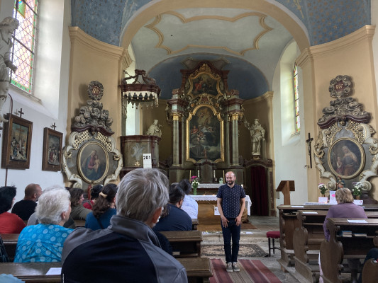 Kostel sv. Stanislava na Mořině / Autor fotografie: Lenka Sluková