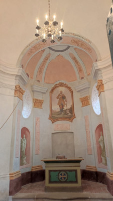 Kaple sv. Izidora Interiér / Autor fotografie: Lucie Wittlichová