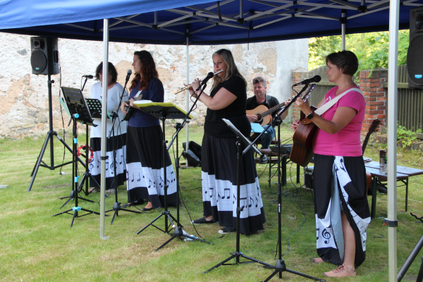 Kralovice, kostel sv. Petra a Pavla