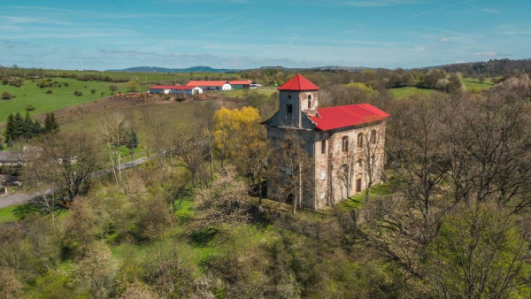 Svatobor, kostel Nanebevzetí Panny Marie / Kostel Nanebevzetí Panny Marie ve Svatoboru