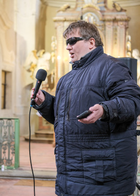 Radek Žalud / Nevidomý zpěvák