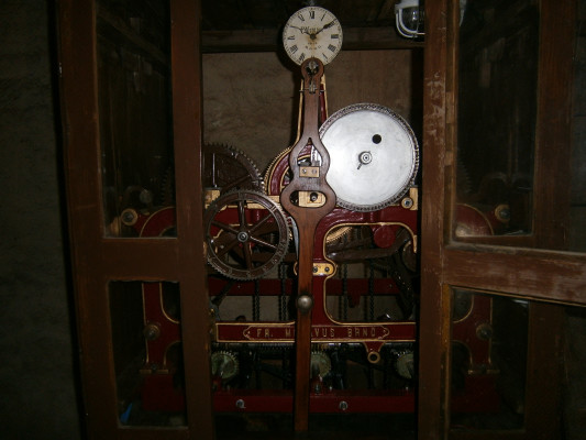 Hodinový stroj Moravus