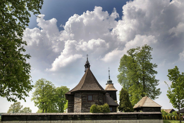 Veliny, kostel sv. Mikuláše