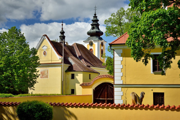 Kostel svatého Václava v Plané nad Lužnicí - focen / Autor fotografie: Jiří Rangl