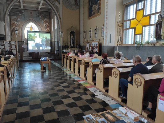 Radslavice, kostel sv. Josefa