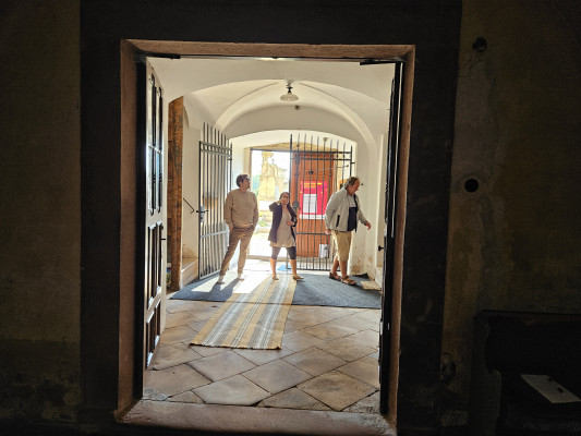 Dolní Kalná, kostel Navštívení Panny Marie a sv. Václava