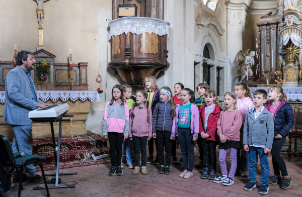 Dětský pěvecký sbor ZŠ