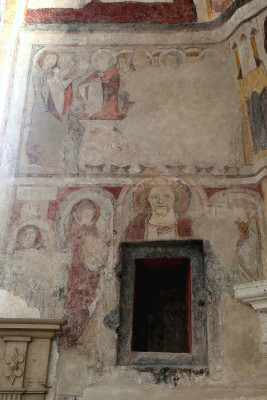 Javorník, kostel Svatého Kříže