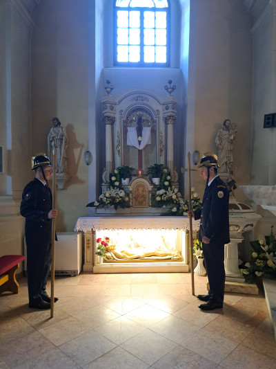 Provodov, kostel Panny Marie Sněžné, Malenisko