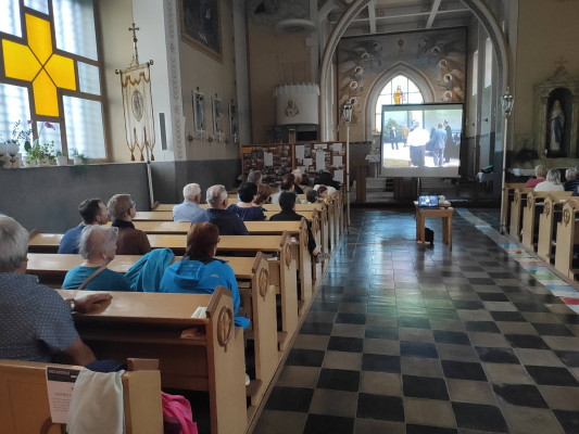 Radslavice, kostel sv. Josefa