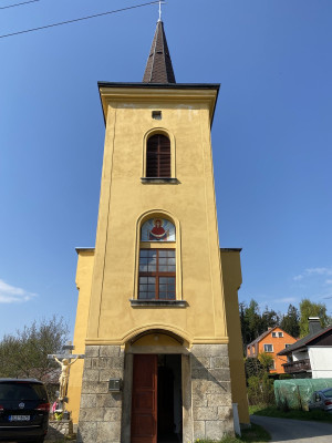 Jablonec nad Nisou - Vrkoslavice, Chrám Pokrovu Matky Boží / býv. kaple sv. Jana Nepomuckého
