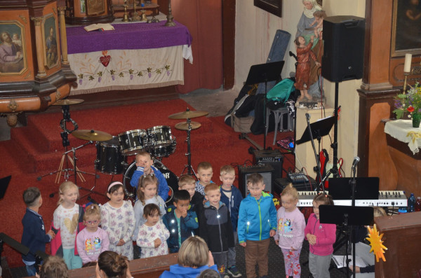 Bžany-Hradiště, kostel sv. Vavřince