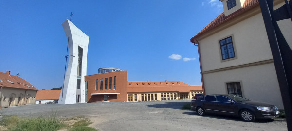 Kostel sv. Terezie z Ávily / Autor fotografie: Jana Tvarůžková