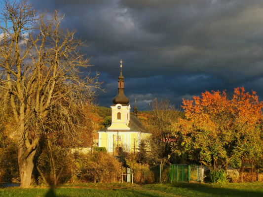 Radešínská Svratka, kostel sv. Václava