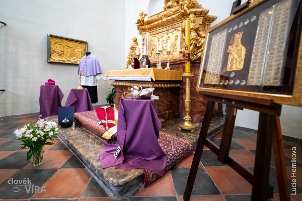 Výstava historických bohoslužebných předmětů / Autor fotografie: Lucie Hornikova - Člověk a víra