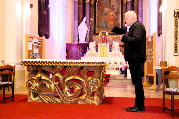 Podivín, kostel sv. Petra a sv. Pavla