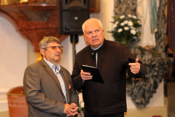 Podivín, kostel sv. Petra a sv. Pavla