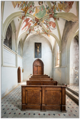 Lomnice, zámecká kaple - kaple sv. Františka Serafínského (z Assisi), centrum