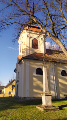 Kostel sv. Václava ve Dnešicích / Autor fotografie: Andrea Kodýdková