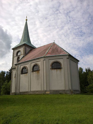 Zvičina - kostel sv. Jana Nepomuckého / Autor fotografie: https://commons.wikimedia.org/