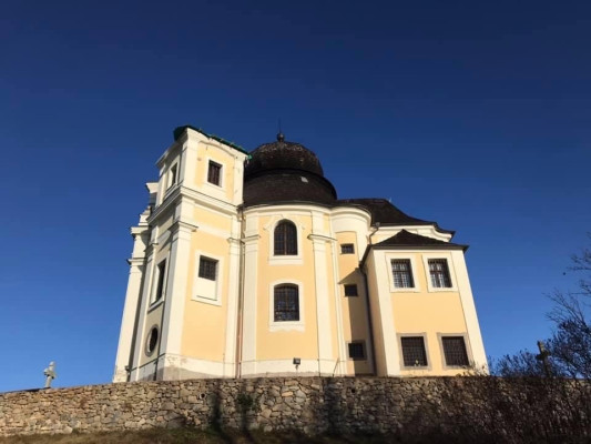 Smolotely-Maková Hora, kostel sv. Jana Křtitele a P. Marie Karmelské