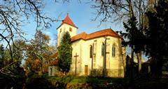 Hněvkovice, kostel sv. Bartoloměje