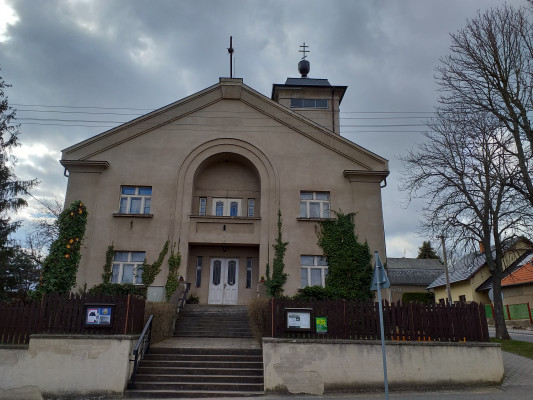 20190326_144813.jpg / Sbor Jiřího z Poděbrad Církve československé husitské ve Tmani / Autor fotografie: Jana Šmardová koulová