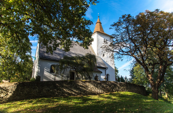 Mouřenec u Annína / kostel sv. Mořice na Mouřenci nad Annínem / Autor fotografie: Jitka Marková