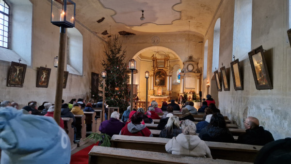 Děkov, kostel Narození sv. Jana Křtitele