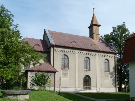 Kostel sv. Cyrila a Metoděje Suché Vrbné / Autor fotografie: Czeva