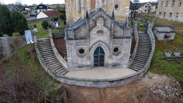 Rohanská knížecí hrobka, Loukov