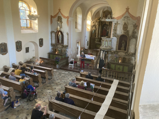 Domaslav, kostel sv. Jakuba Většího