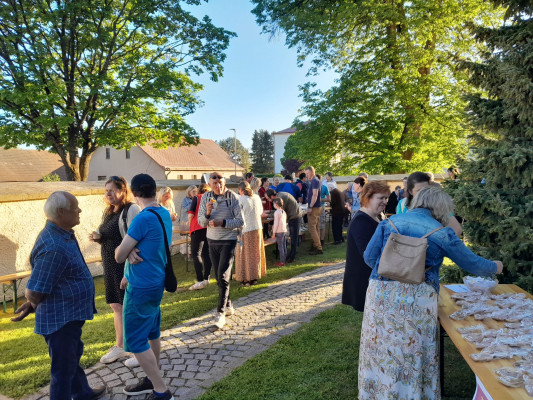 Kameničky, kostel Nejsvětější Trojice