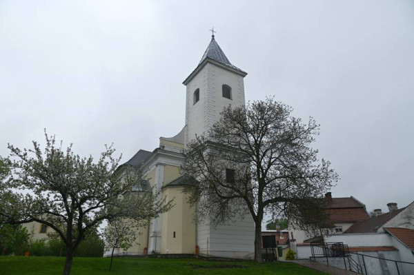 Černá Hora, kostel sv. Vavřince