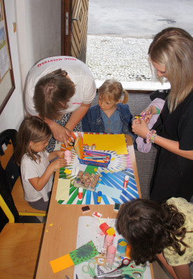 Výtvarná dílnička pro děti / Autor fotografie: Vladimír Schindler