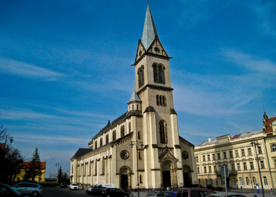 kostel Nenebevzetí Panny Marie Kladno
