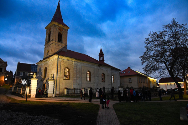kostel sv. Apolináře Modlany / Autor fotografie: Pavel Horák