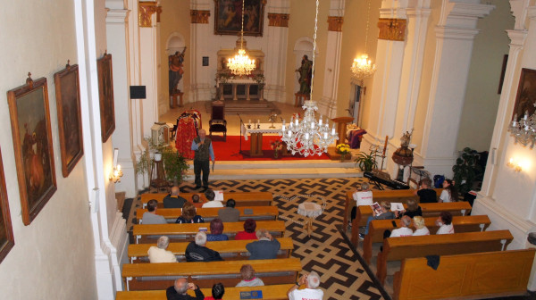 Přednáška o historii kostela / Autor fotografie: Vladimír Schindler