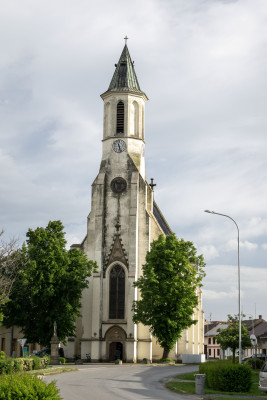 Bochoř, kostel sv. Floriána