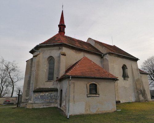 Nová Ves - Vepřek, kostel Narození Panny Marie / pohled na kostel