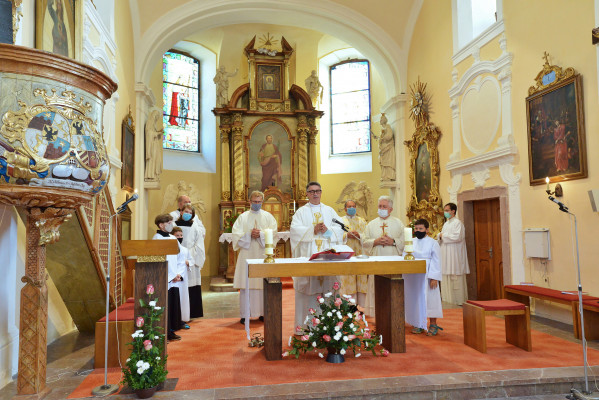 Svěcení nových zvonů v Divišově 12. září 2020 / Světitelem byl strahovský opat Daniel Janáček OPraem.